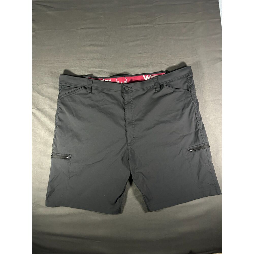 Gorpcore Techwear Wrangler ATG Outdoor Performance Utility Shorts Black